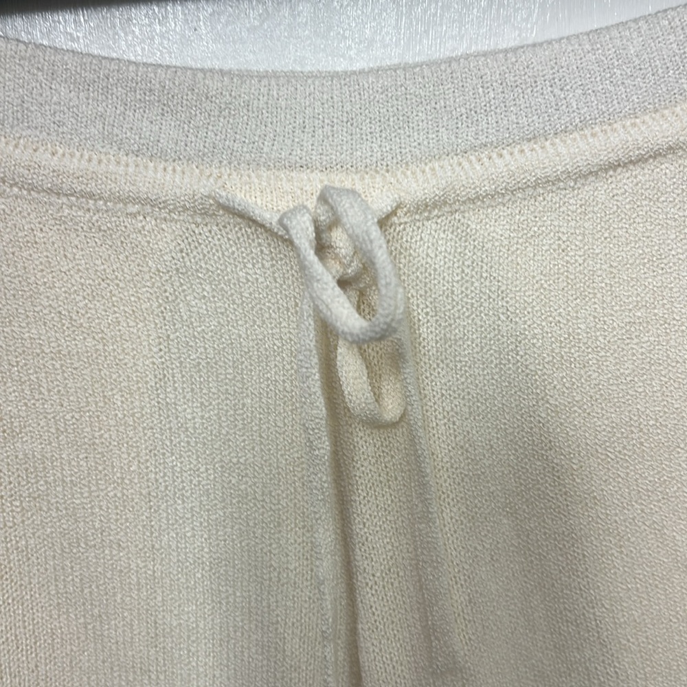 Every, High Rise Drawstring Coordinating
Knit Shorts, Soft White, Size: S - Picture 6 of 11